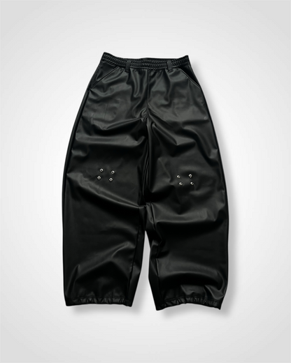 VOID LEATHER BAGGIES