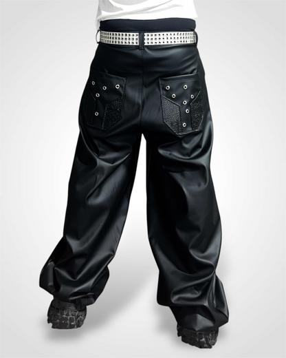 VOID LEATHER BAGGIES